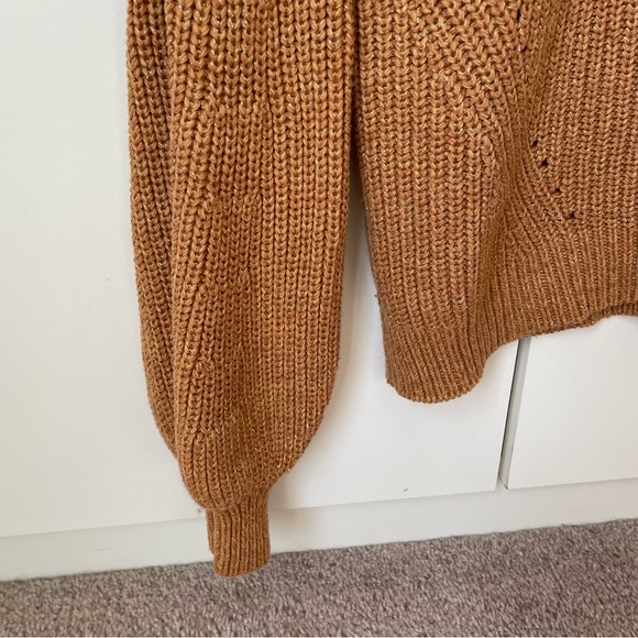 H&M Bell Sleeve Sweater - Picture 9 of 11